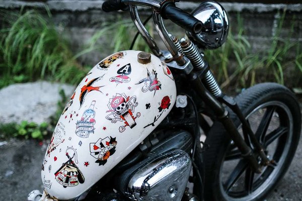 Comment choisir et installer un pare-brise sur une moto de type cruiser pour une protection optimale ?